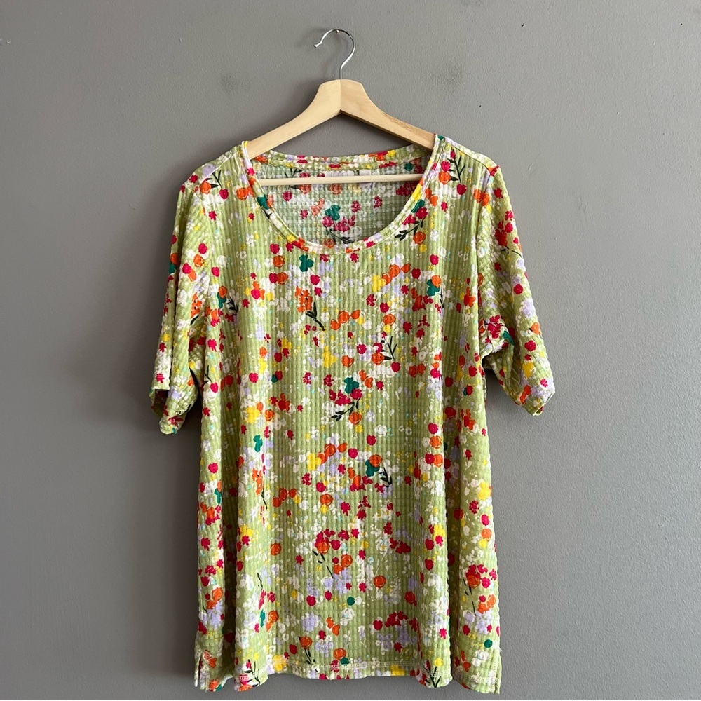 LOGO Layers by Lori Goldstein Floral Print Waffle Mesh Top Women Sz 1X Slinky - Picture 3 of 14